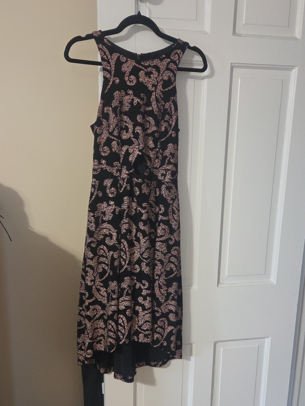 Guess Sleeveless Black Dress with Pink Paisley Print In Size 6